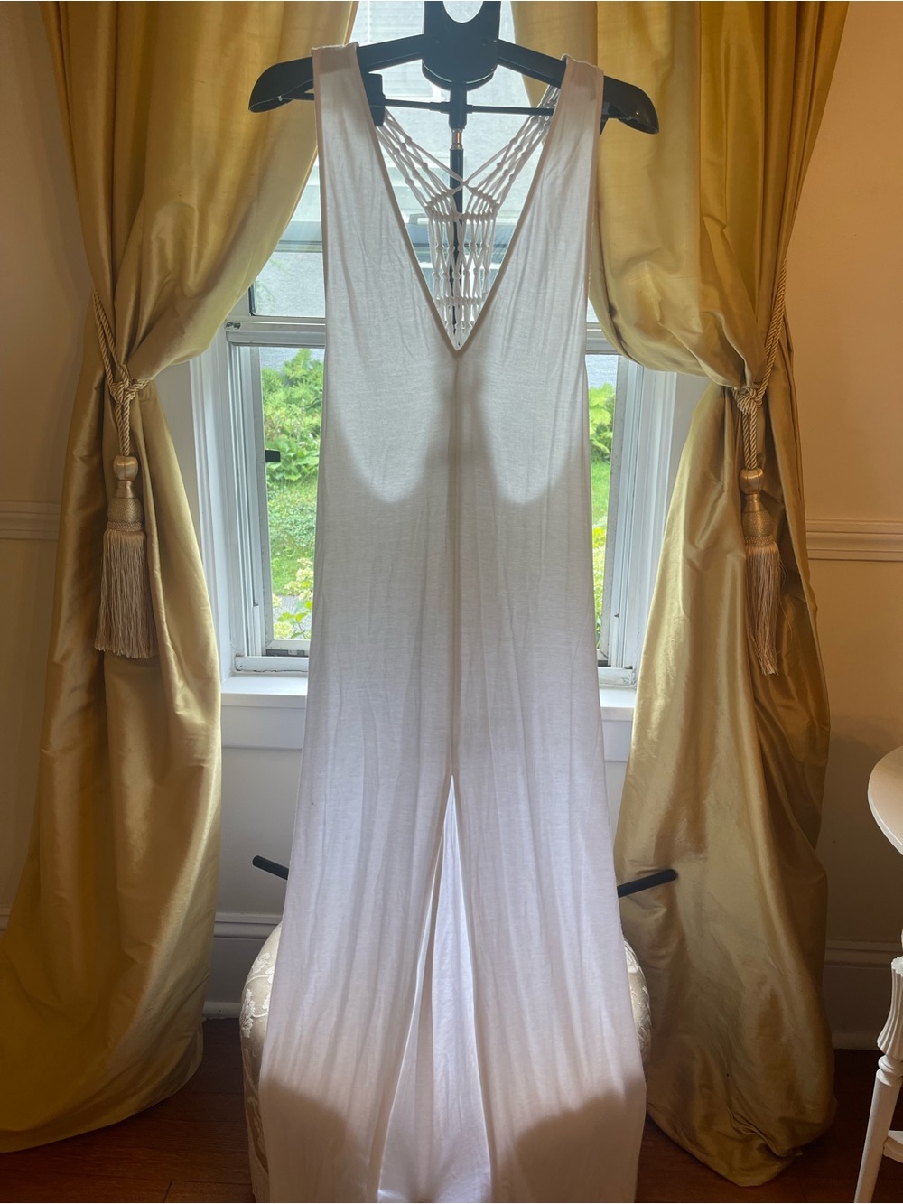 Victoria's Secret White Macramé-Back Beachy Cover up